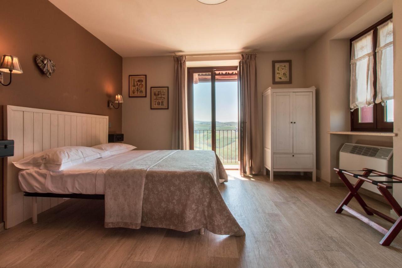 مبيت وإفطار Diano dʼAlba Poggio Dei Farinetti المظهر الخارجي الصورة