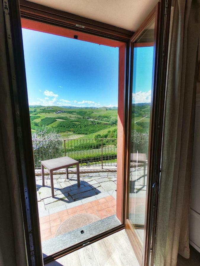 مبيت وإفطار Diano dʼAlba Poggio Dei Farinetti المظهر الخارجي الصورة